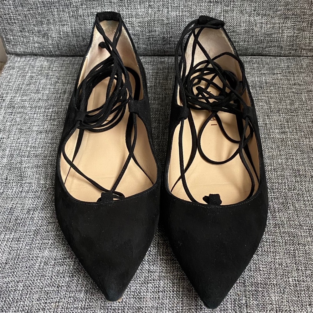 M. Gemi the Brezza black suede lace up flat